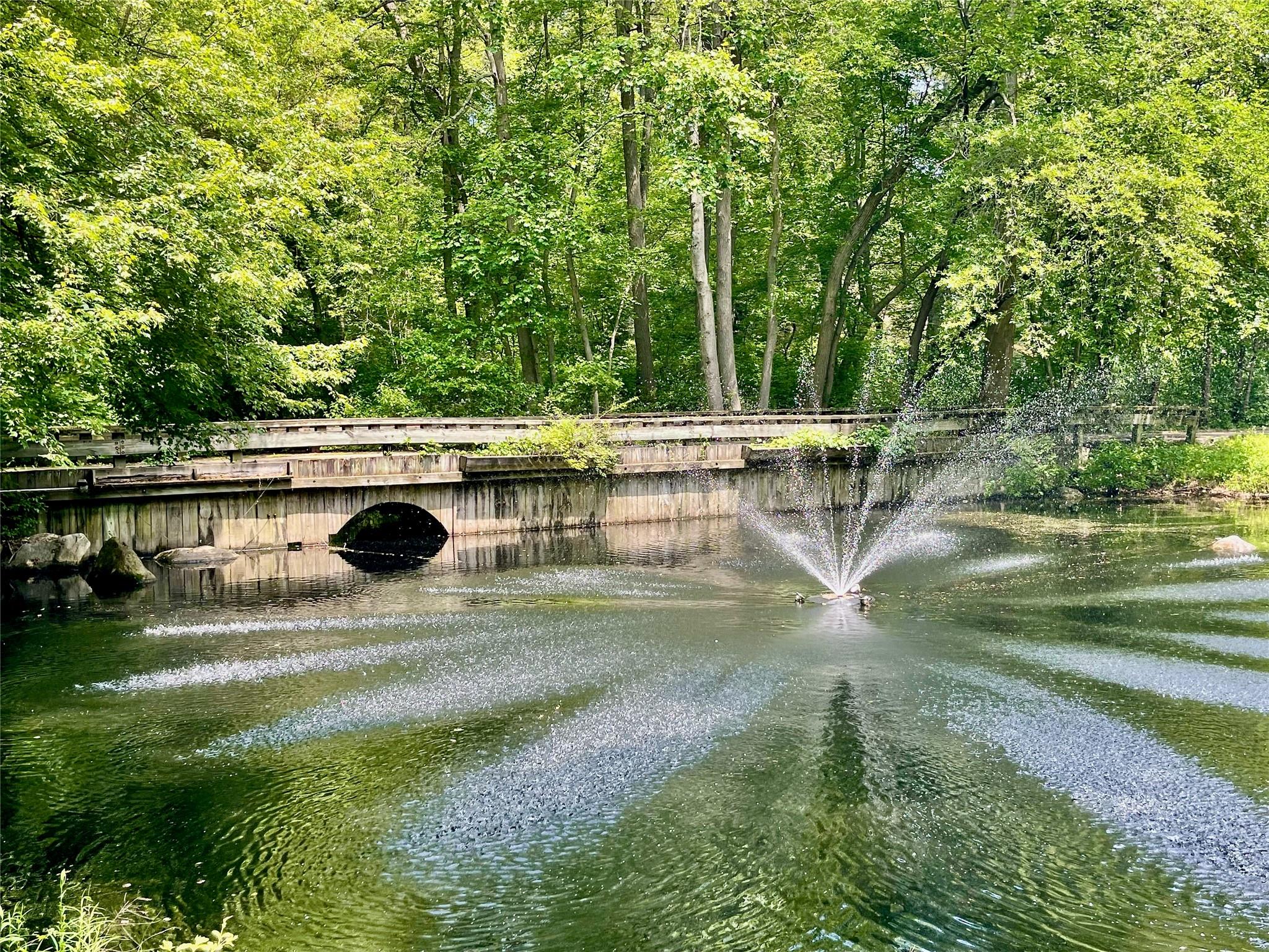 6 Hidden Pond