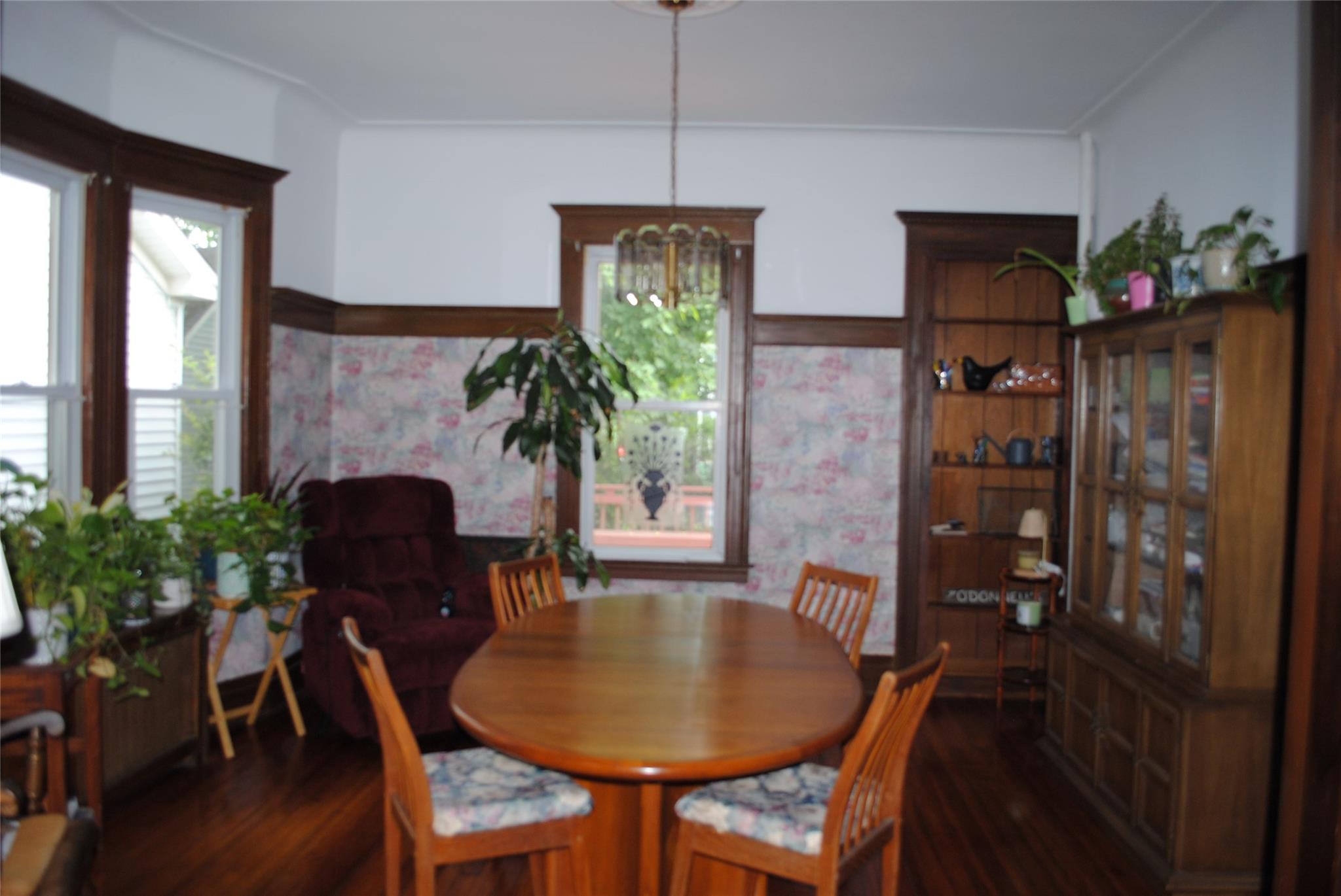 48 Elizabeth Street, Floral Park, New York image 7