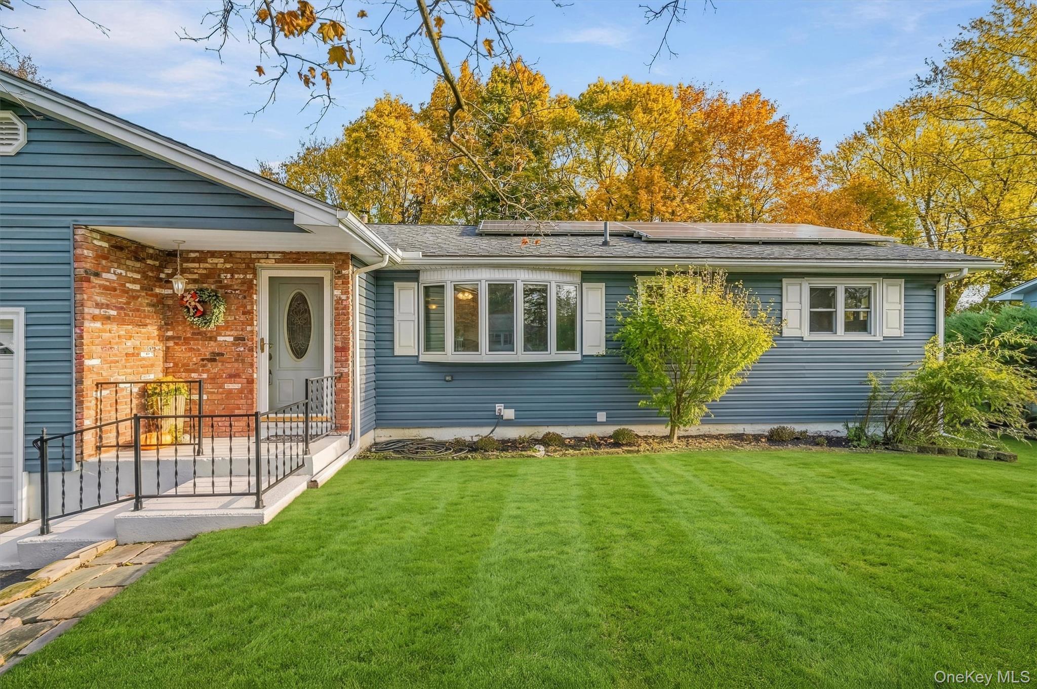 12 Allerton Avenue