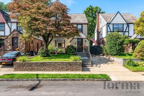 5022 Overbrook Street Douglaston NY 11362