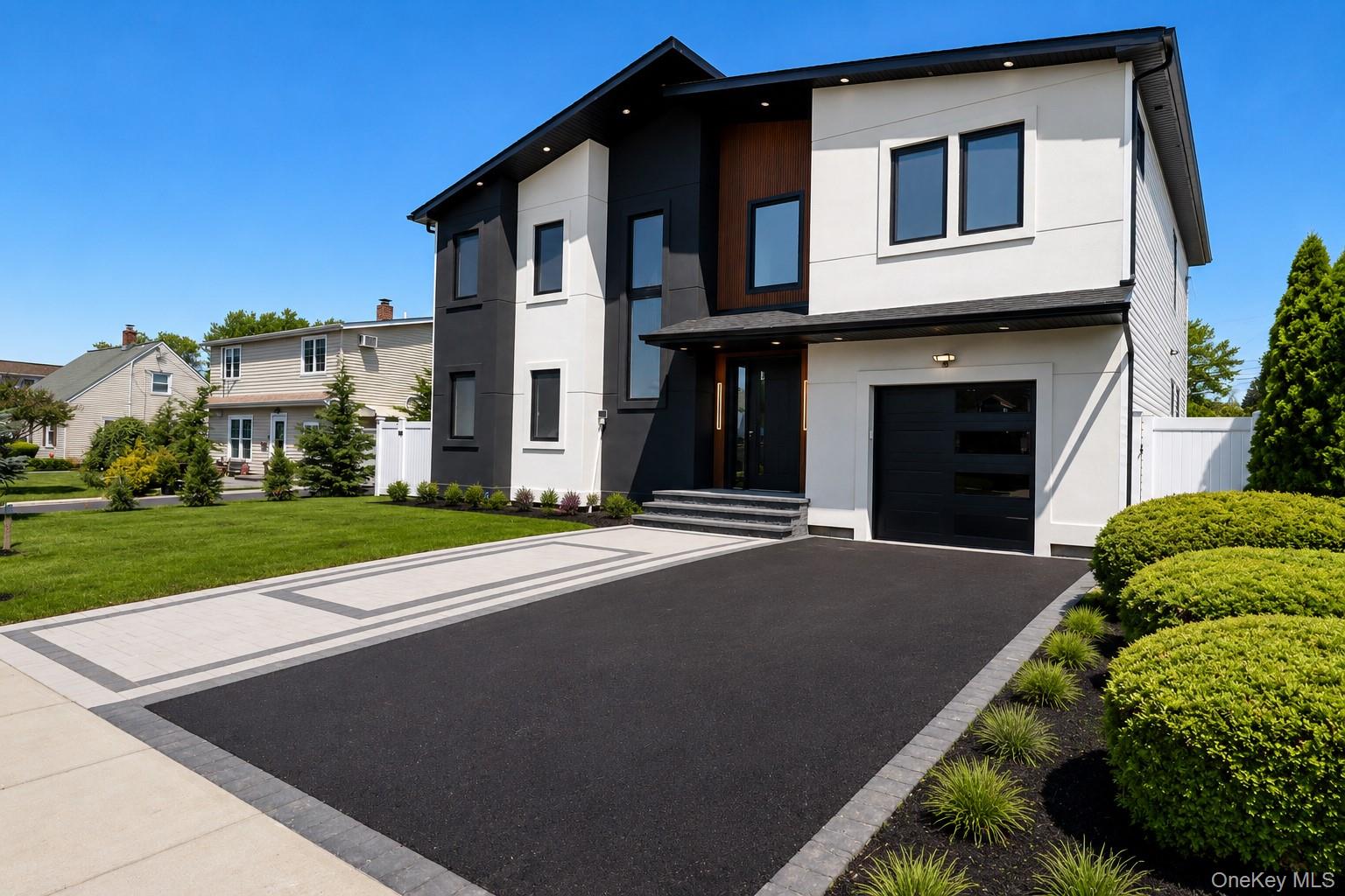 23 Glade Lane