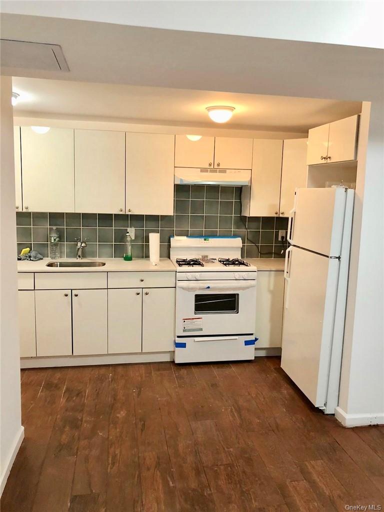 1823 Amethyst Street