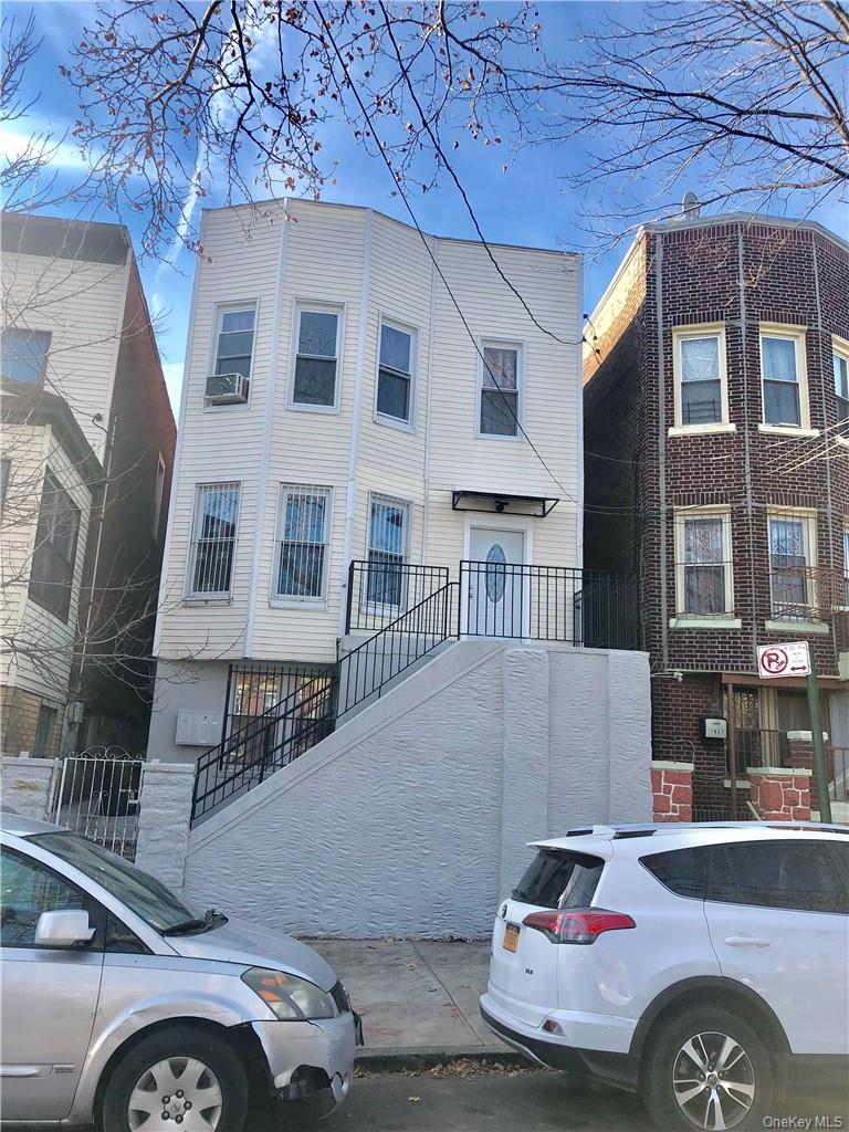 Photo 1 of 33 — 1823 Amethyst Street, Bronx, NY 10462