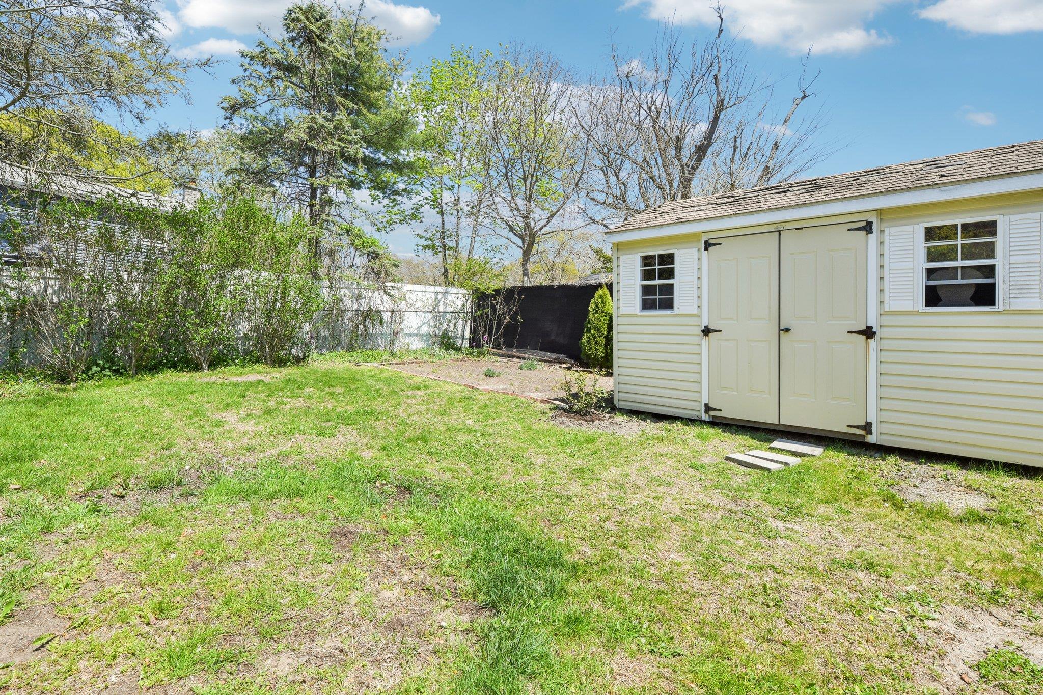 5 Bertha Street, East Patchogue, New York image 26