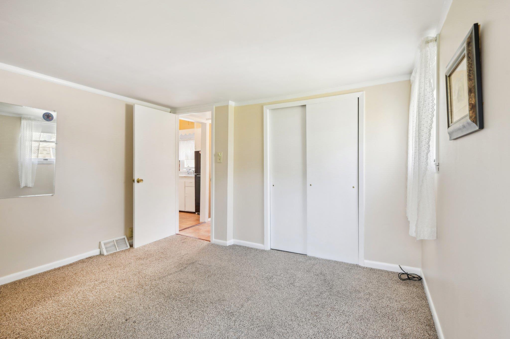 5 Bertha Street, East Patchogue, New York image 23