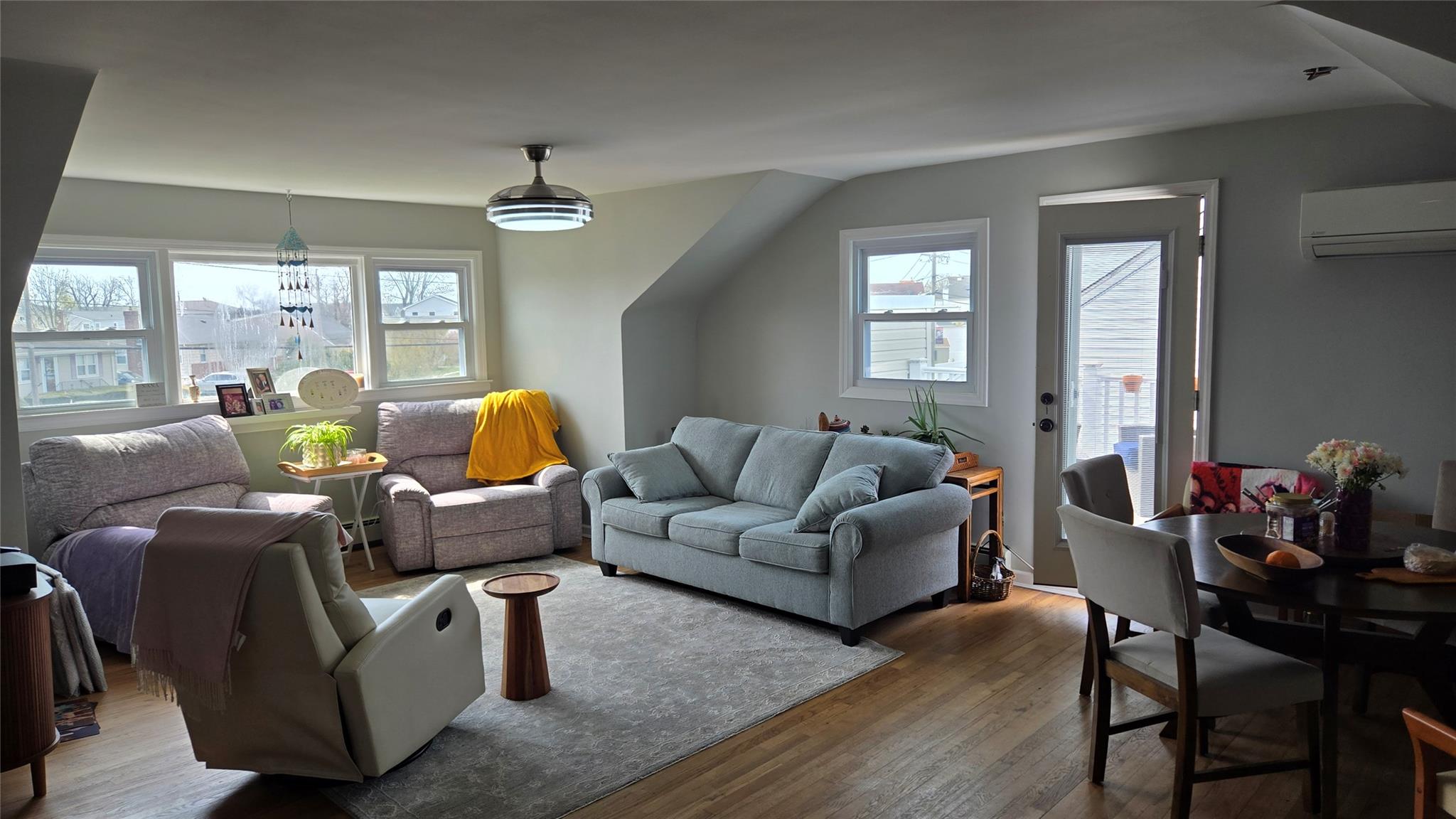 Island Park, New York 11558, United States, 2 Bedrooms Bedrooms, ,1 BathroomBathrooms,Residential,Active,124307