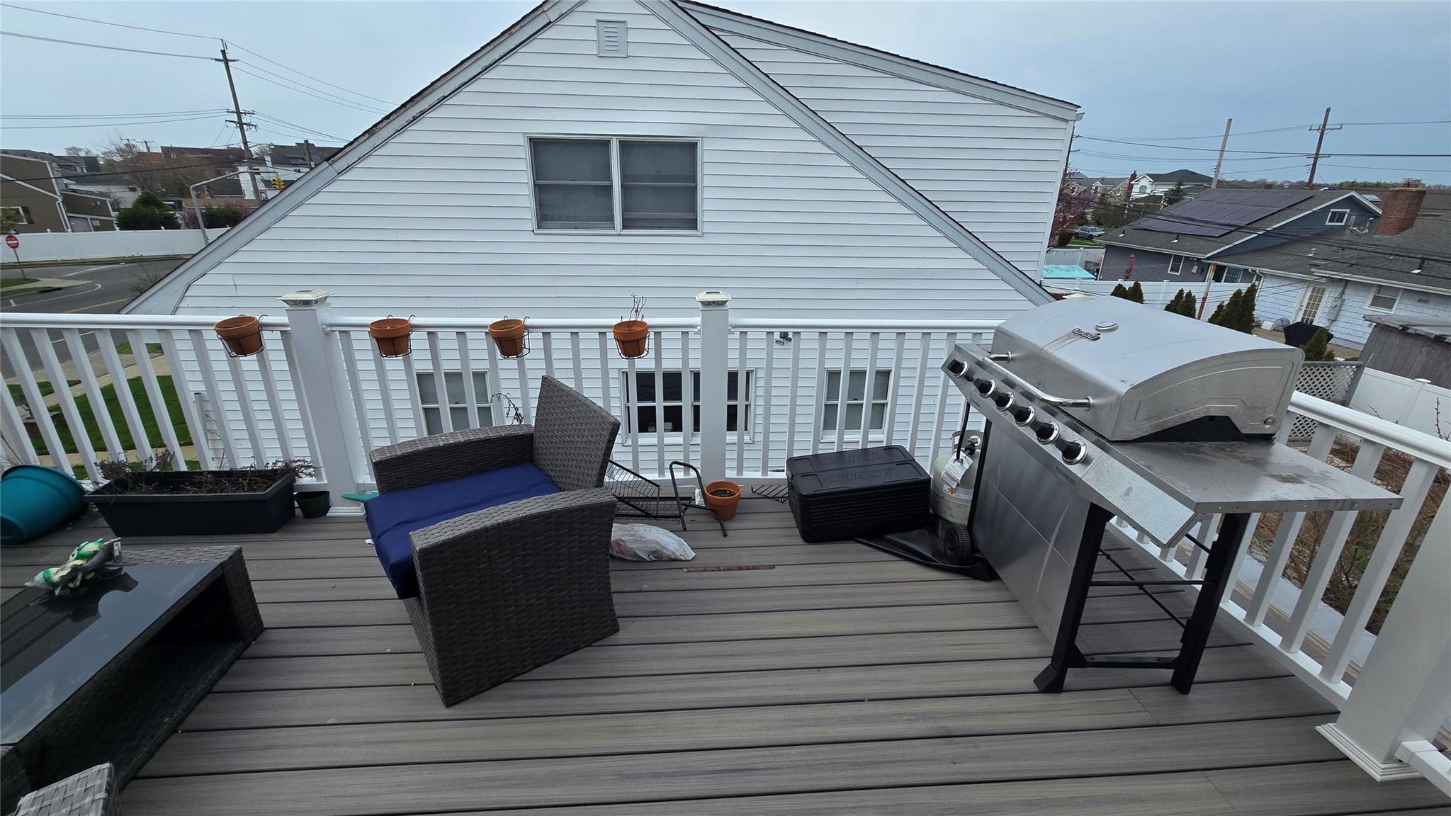 Island Park, New York 11558, United States, 2 Bedrooms Bedrooms, ,1 BathroomBathrooms,Residential,Active,124307