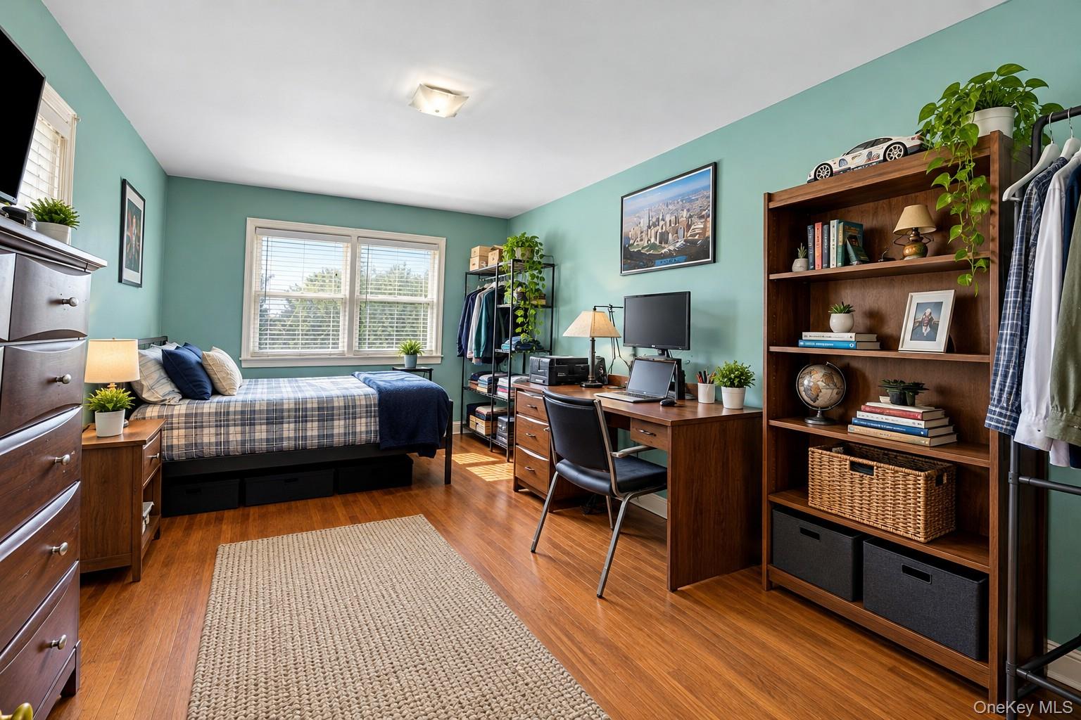 156 Lincoln Avenue 4L