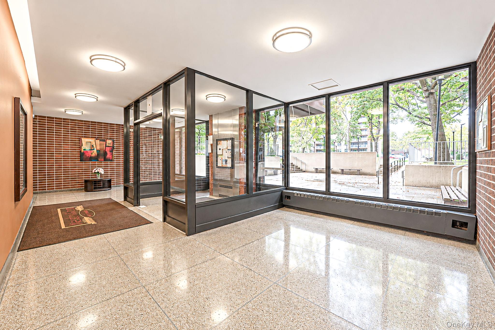 400 Cozine Avenue 1J