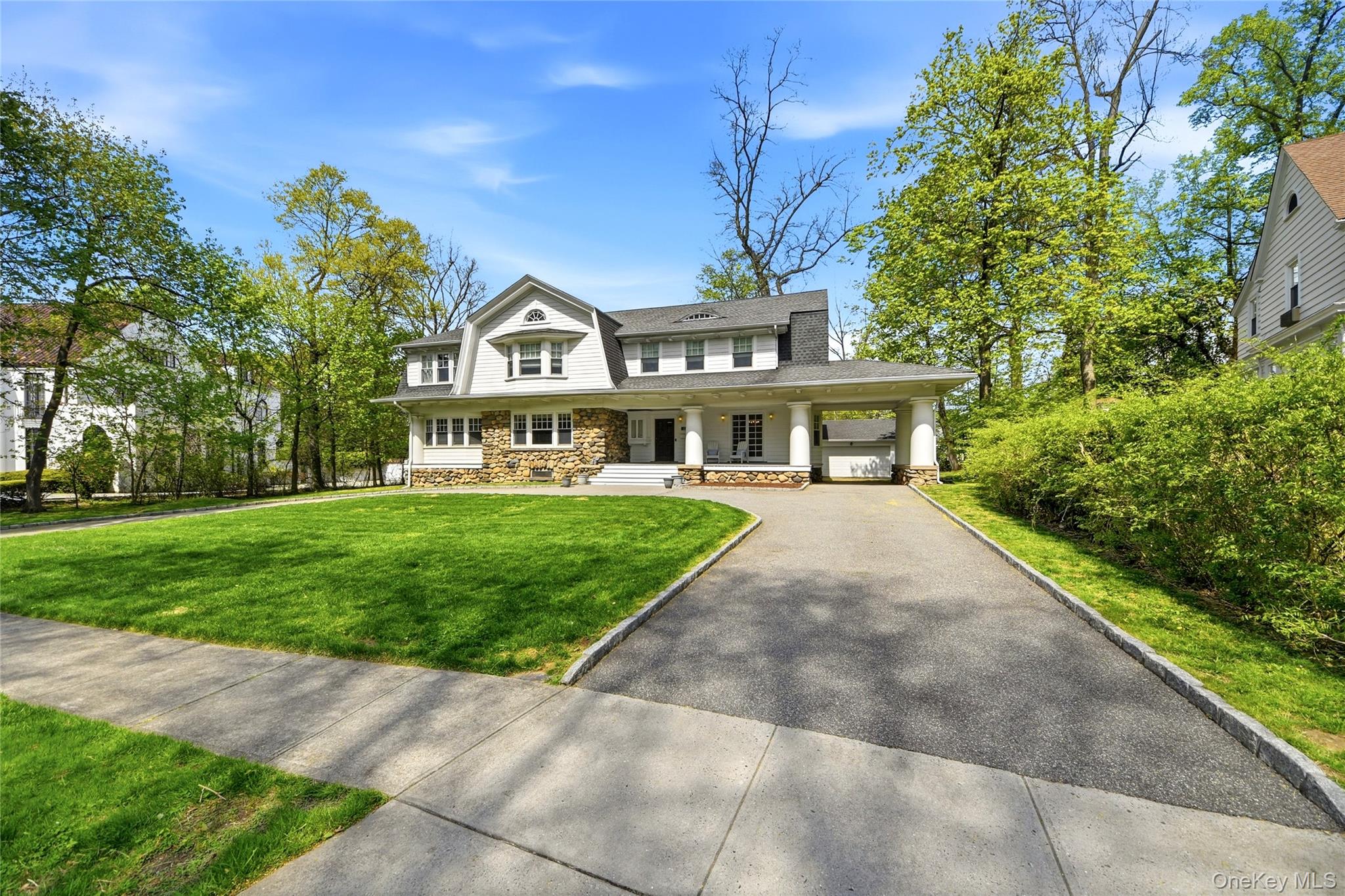 127 Overlook Circle