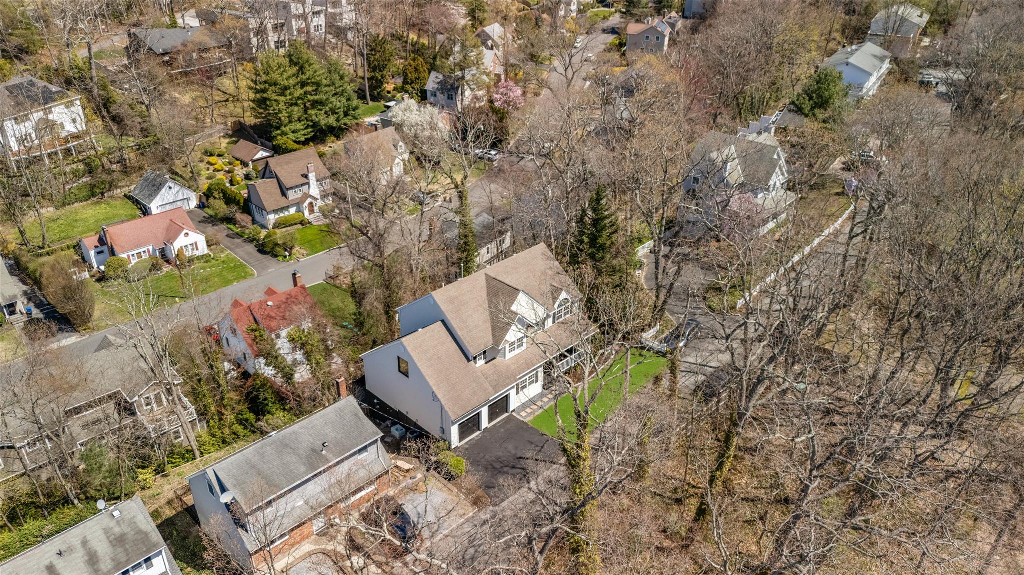 33 Potter Lane, Huntington, New York image 41