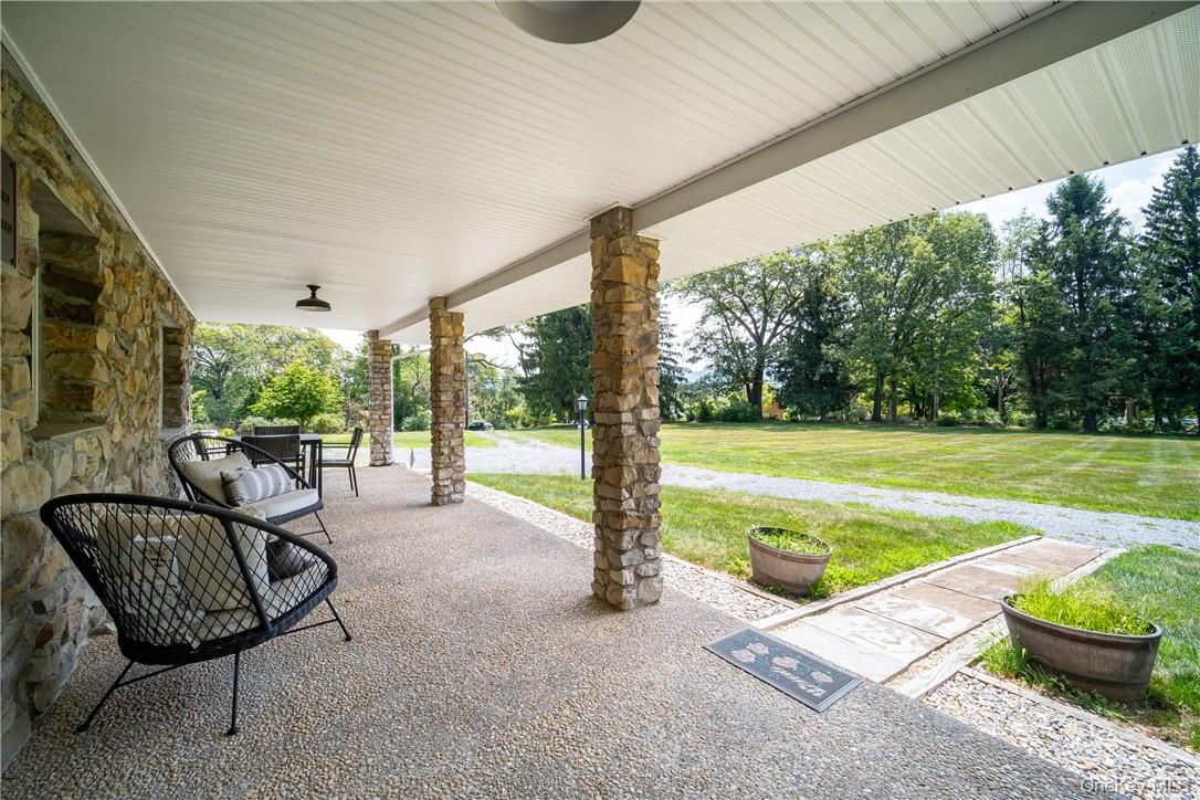 90 Onderdonk Road
