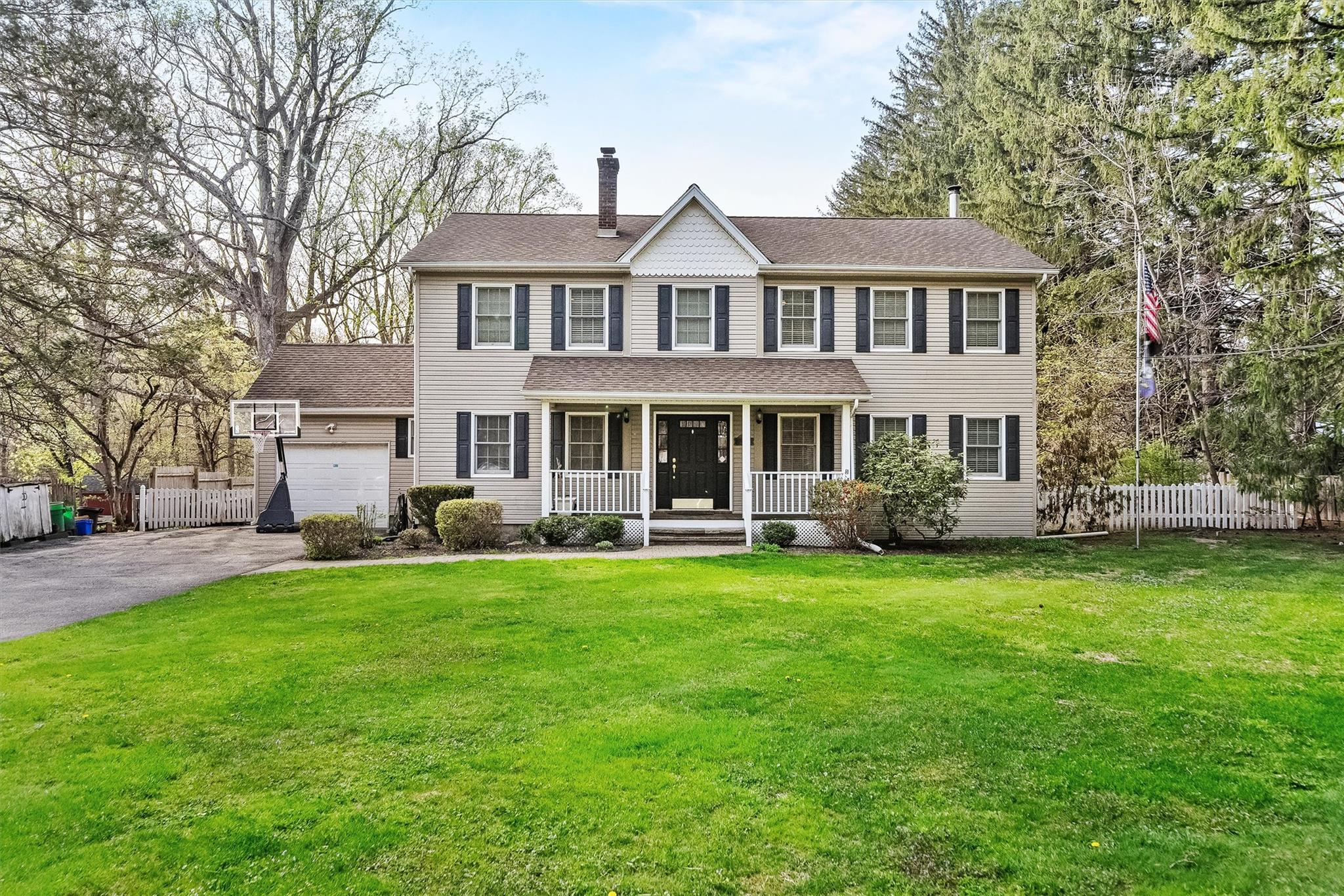 21 Mile Road, Suffern, New York image 5