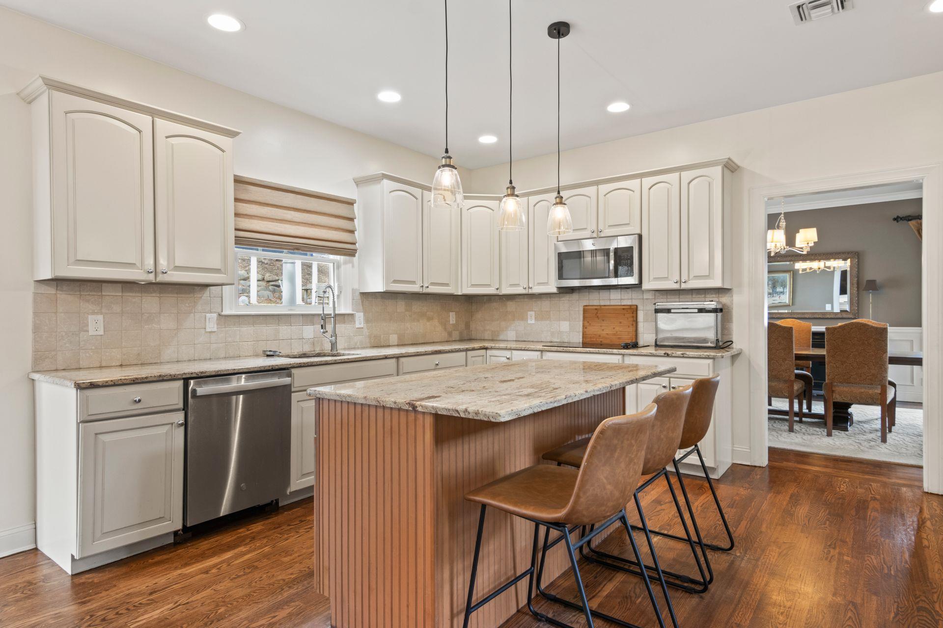 5 Preston Hollow Court, North Port, New York image 10