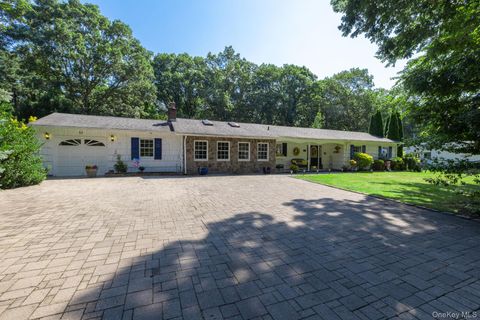 Photo of 43 Fox Lane, Shoreham, NY 11786 (MLS # 890813)