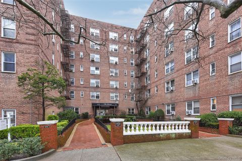67-12 Yellowstone Boulevard G19 Forest Hills NY 11375