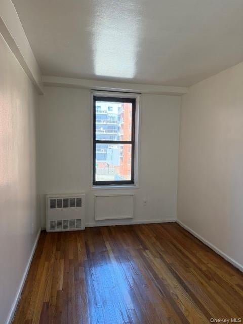 Photo of 144-63 35th Avenue #3M, Flushing, NY 11354 (MLS # 1049405)