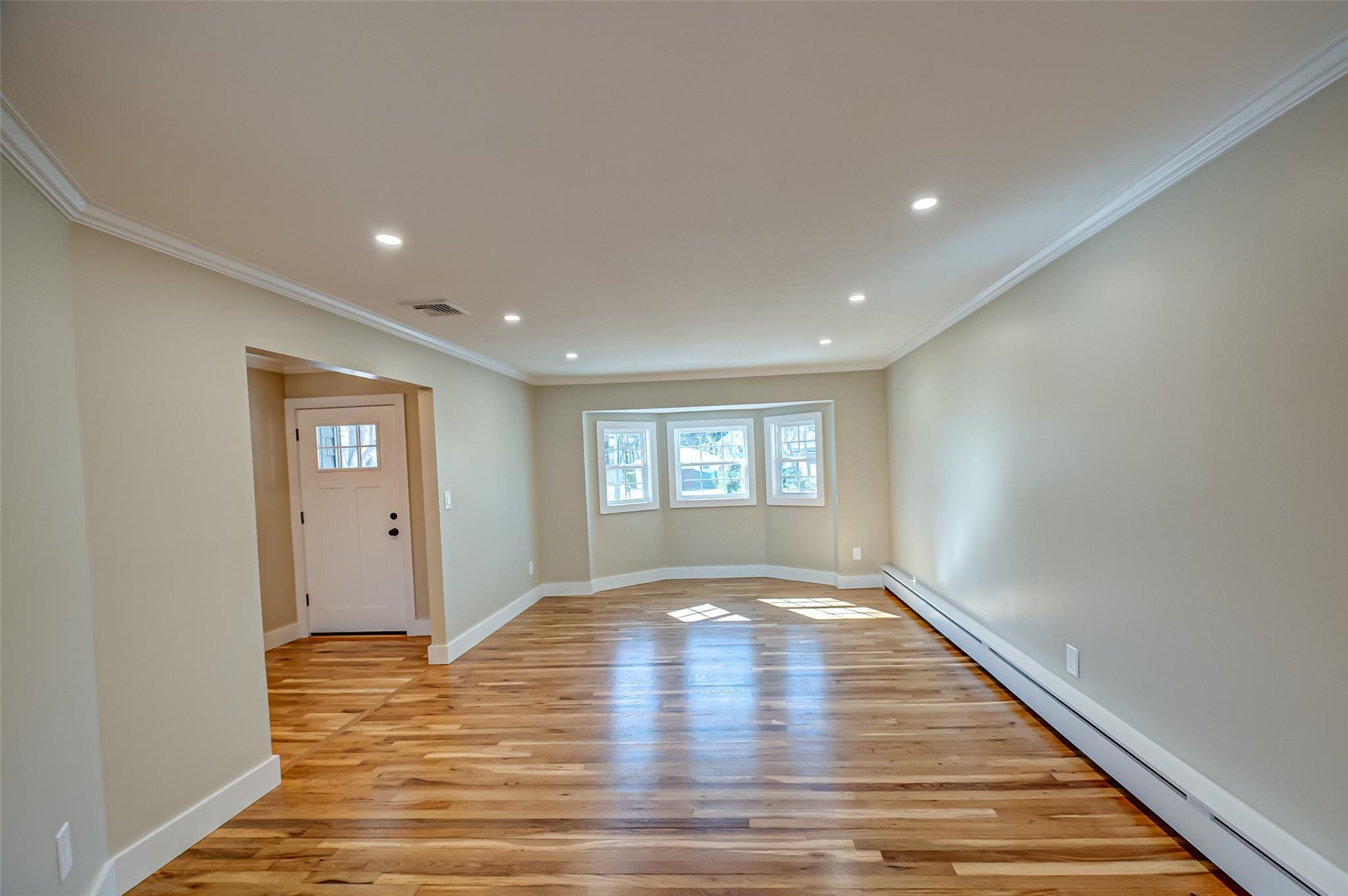 443 Lincoln Avenue, Sayville, New York image 5