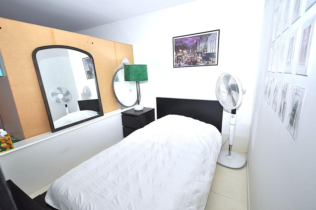 Scarsdale, New York 10583, United States, ,1 BathroomBathrooms,Residential,Pending,145875