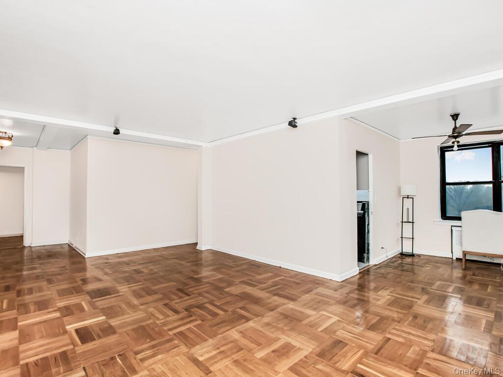 101 Ellwood Avenue 6H