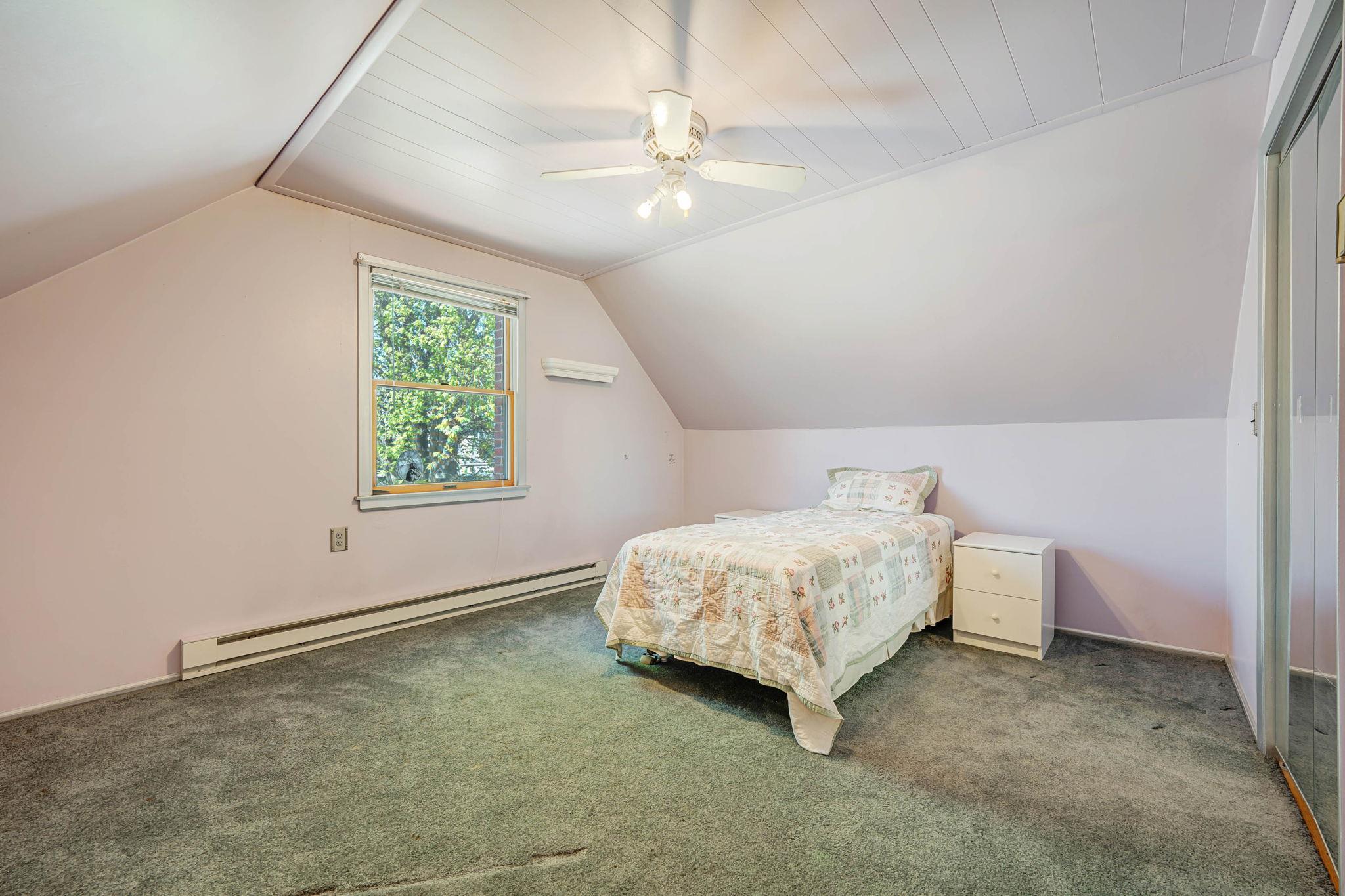 1041 N 6th Street, New Hyde Park, New York image 8