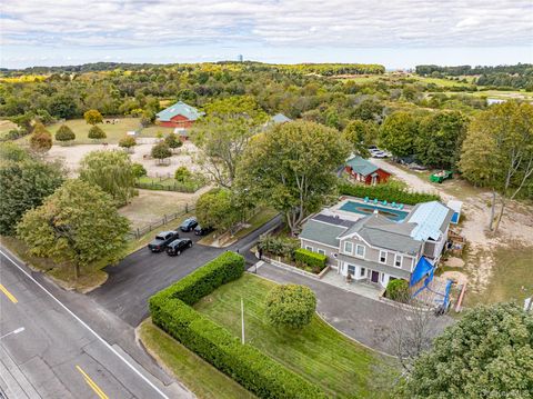 2746 Sound Avenue Riverhead NY 11901