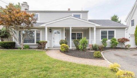 Homes For Rent - 24 Wood Lane<br/> Nassau County, Levittown, NY 11756