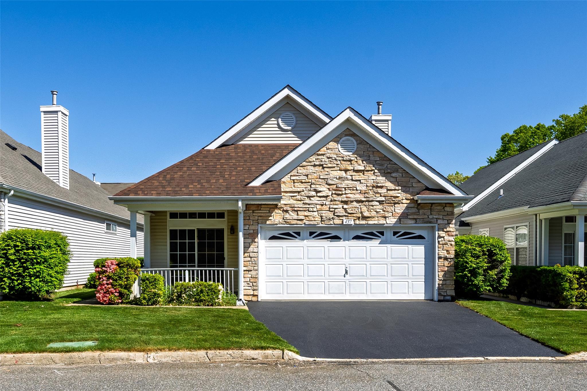 437 Leisure Drive, Ridge, New York image 1