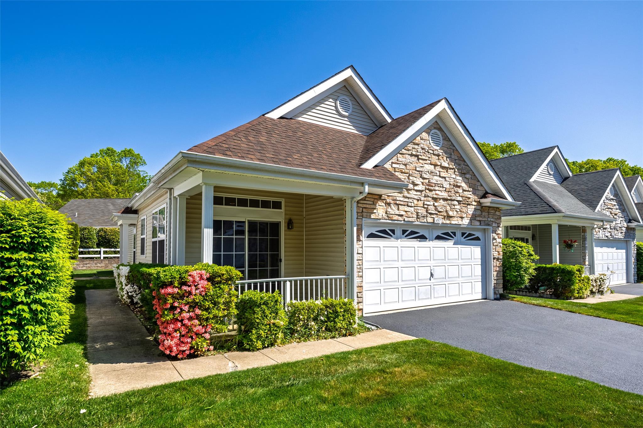 437 Leisure Drive, Ridge, New York image 2
