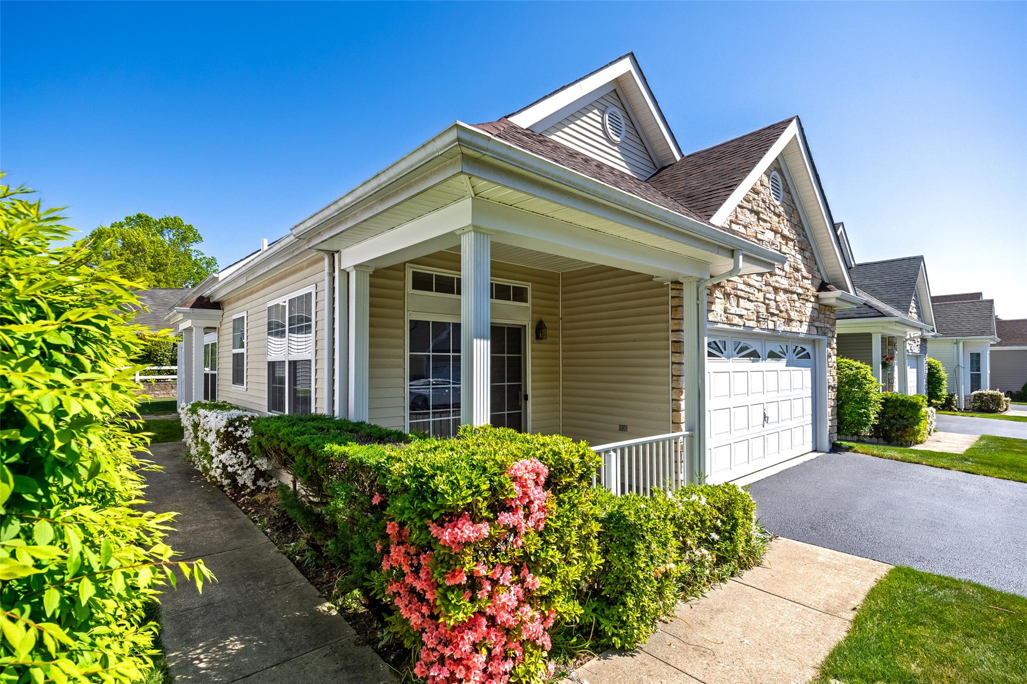 437 Leisure Drive, Ridge, New York image 3