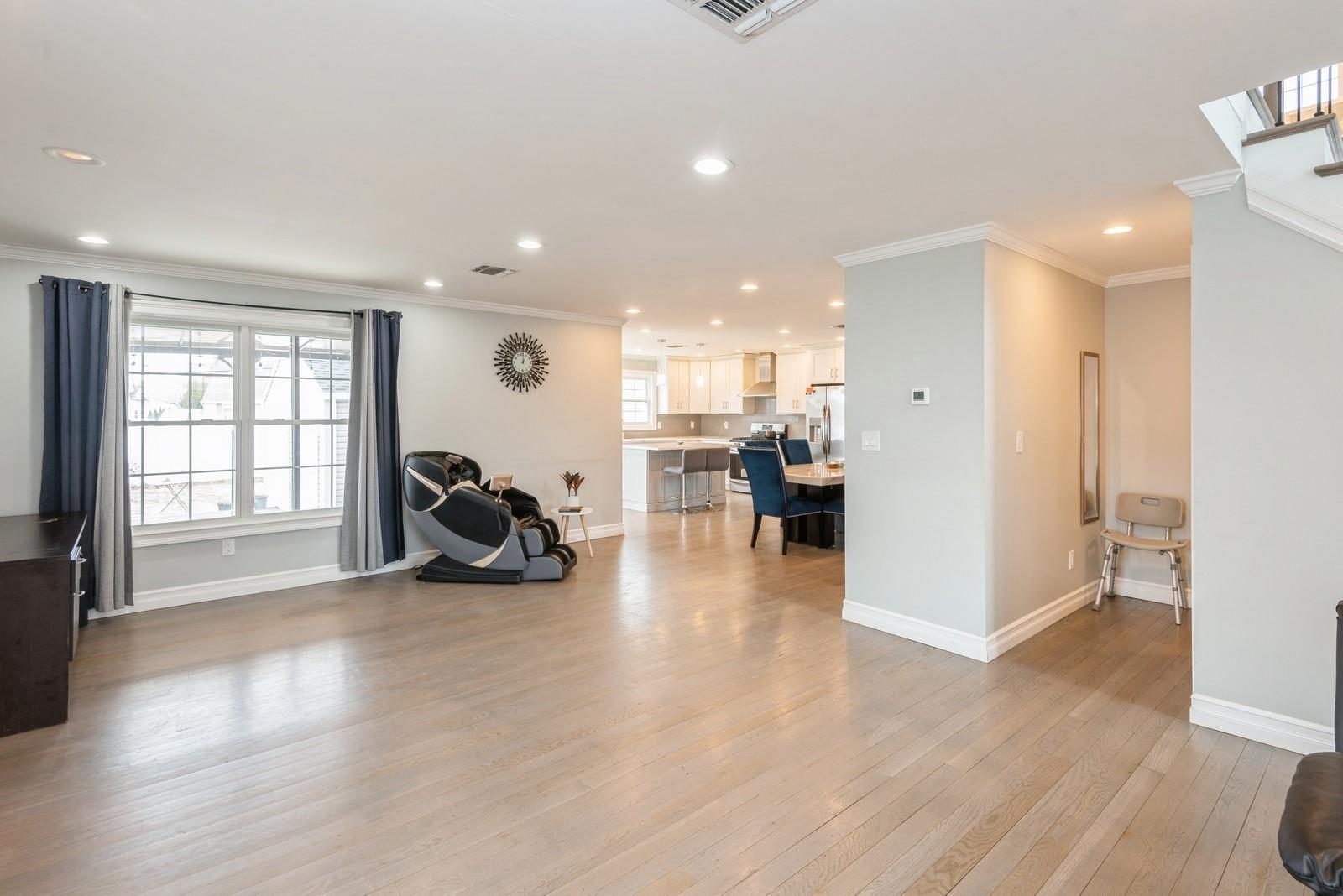 1160 Logan Road, Wantagh, New York image 7