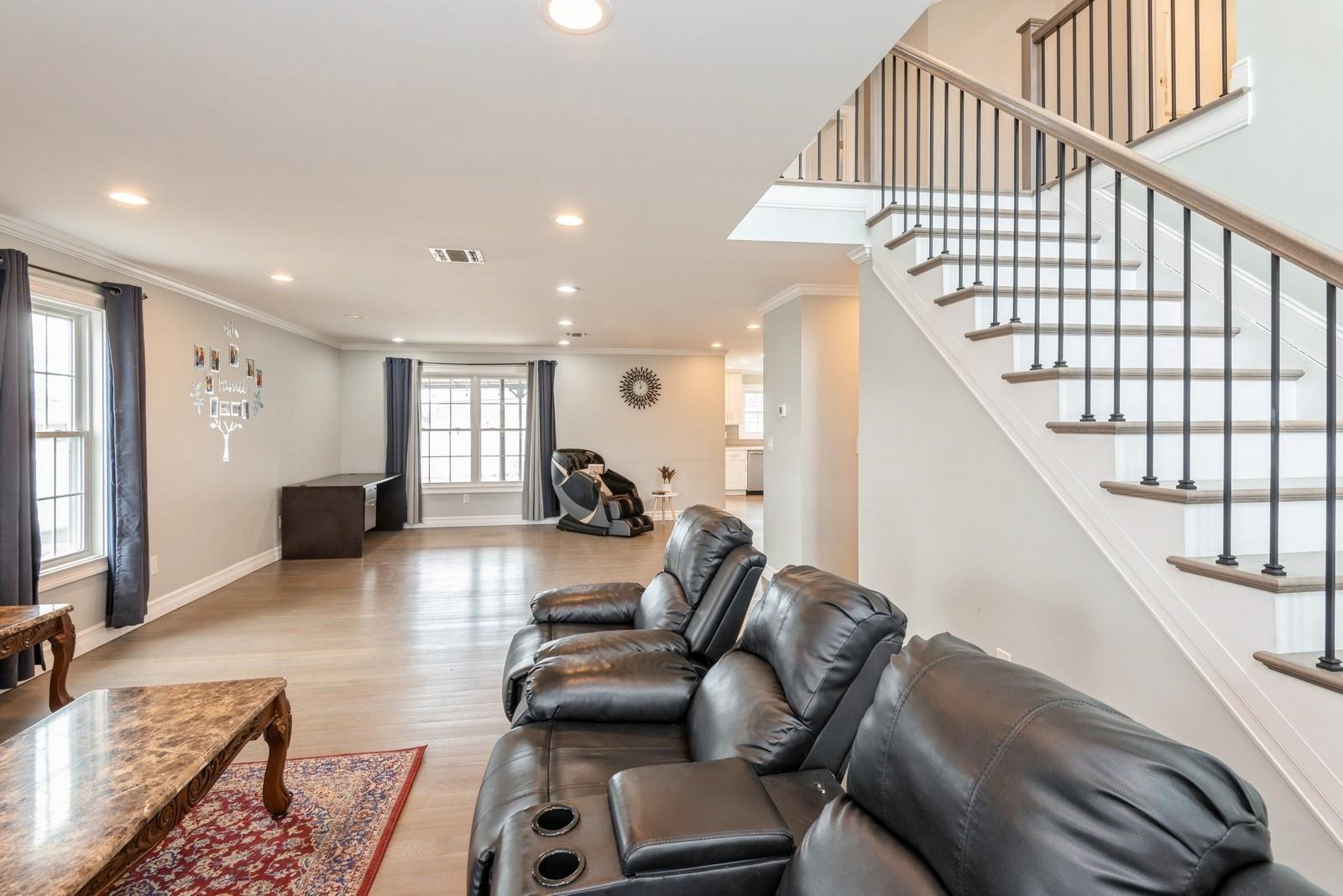 1160 Logan Road, Wantagh, New York image 5