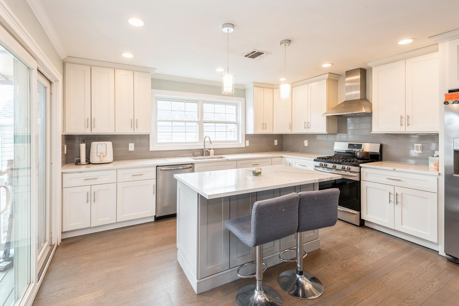 1160 Logan Road, Wantagh, New York image 9