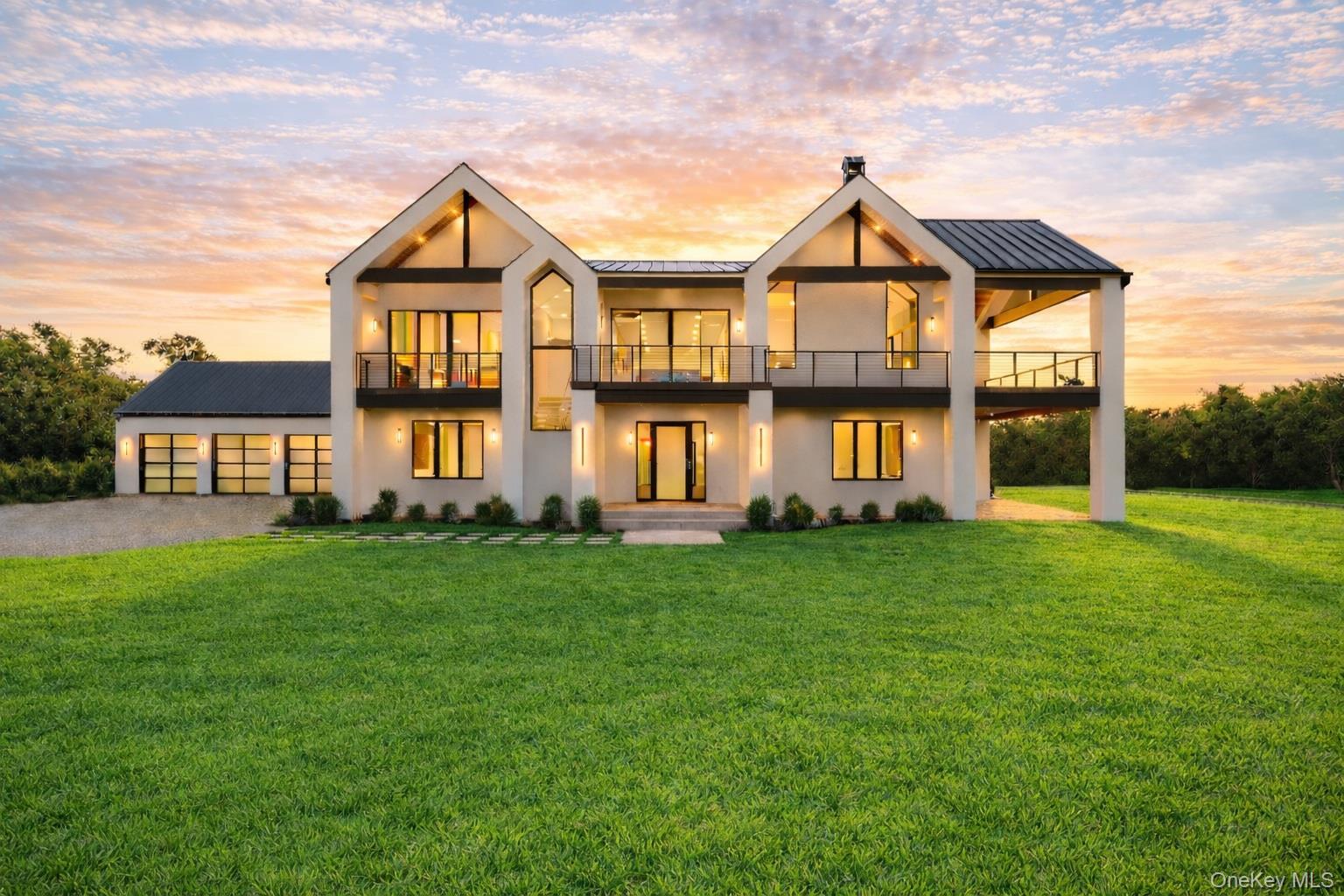 19620 Soundview Avenue