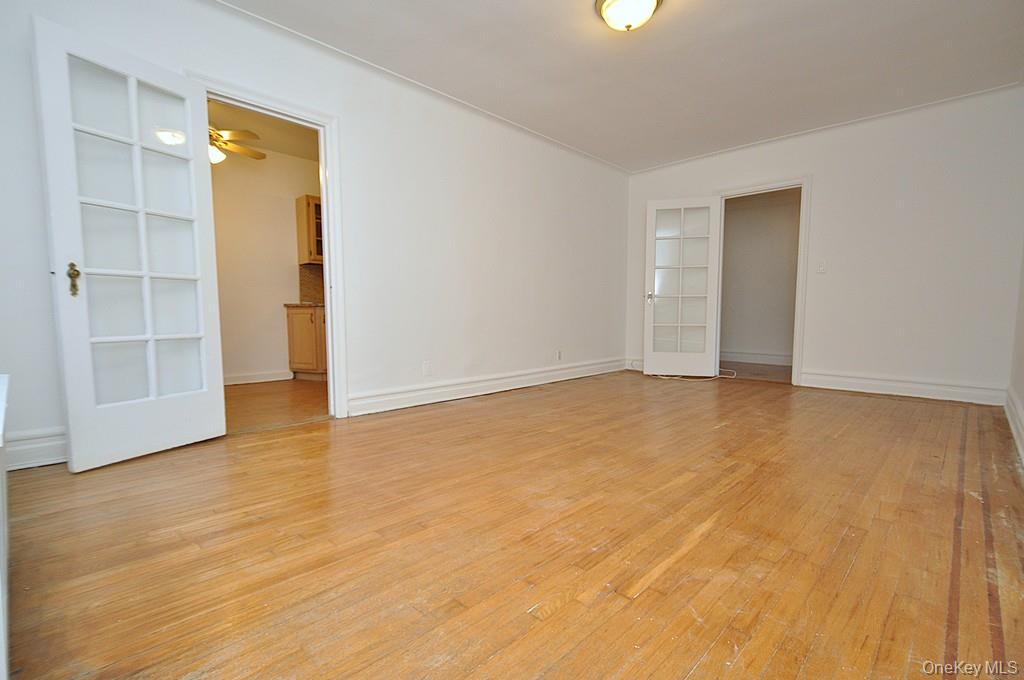 Scarsdale, New York 10583, United States, 3 Bedrooms Bedrooms, ,2 BathroomsBathrooms,Residential,Active,203859