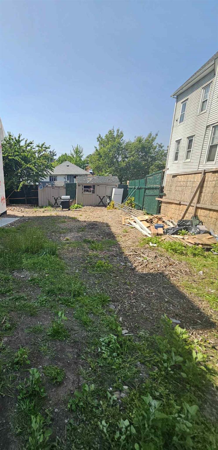 43 Belair Rd