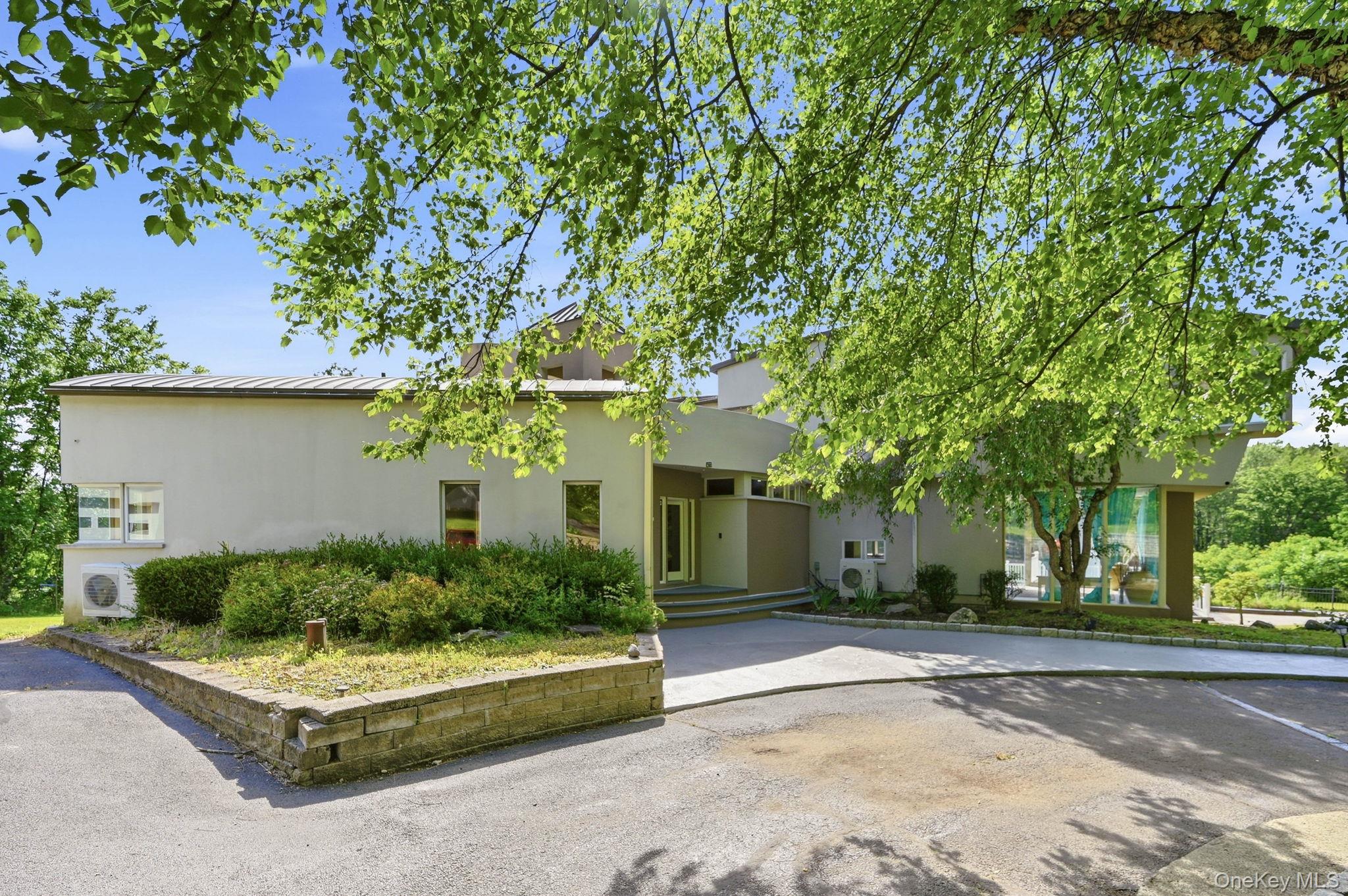 151 Bellvale Lakes Road