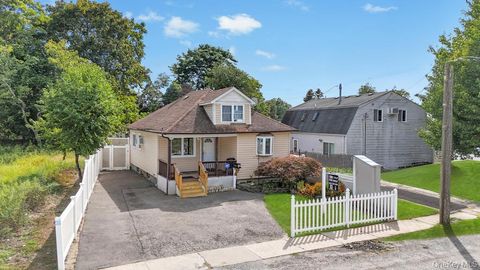 Photo of 12 South Road, Central Islip, NY 11722 (MLS # 916192)