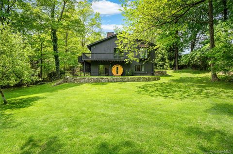 Tiny photo for 3 Banks Hill Road, Pleasantville, NY 10570 (MLS # 997716)
