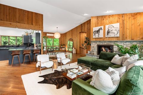 Tiny photo for 3 Banks Hill Road, Pleasantville, NY 10570 (MLS # 997716)