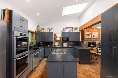Tiny photo for 3 Banks Hill Road, Pleasantville, NY 10570 (MLS # 997716)