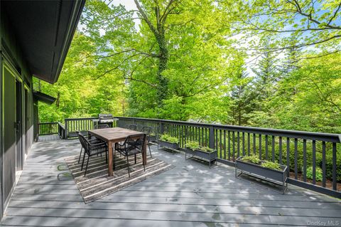 Tiny photo for 3 Banks Hill Road, Pleasantville, NY 10570 (MLS # 997716)