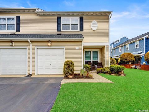 Photo of 100-18 Baker Court, Island Park, NY 11558 (MLS # 903463)