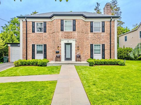 8 Stuyvesant Place Lawrence NY 11559
