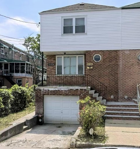 Homes For Sale - 3313 Mickle Avenue<br/> Bronx, NY 10469