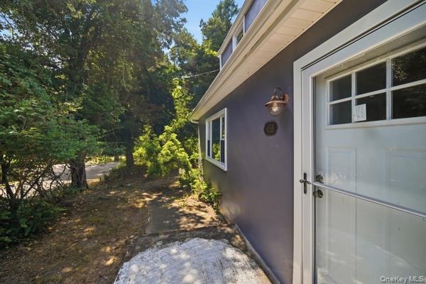 458 N Magee Street