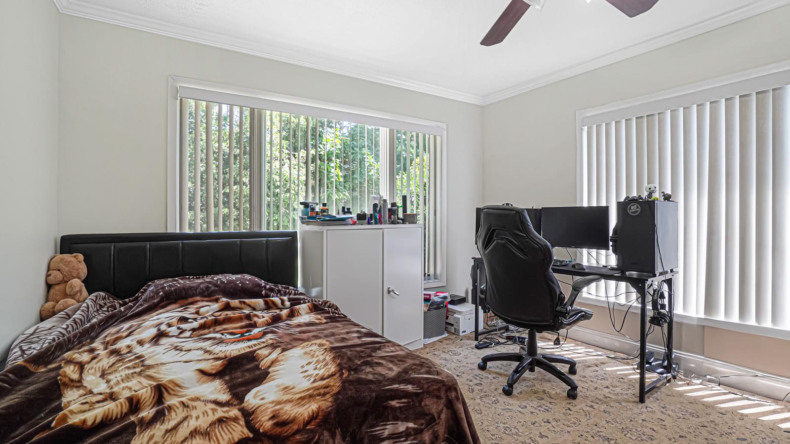 871 Val Park Avenue, Valley Stream, New York image 14