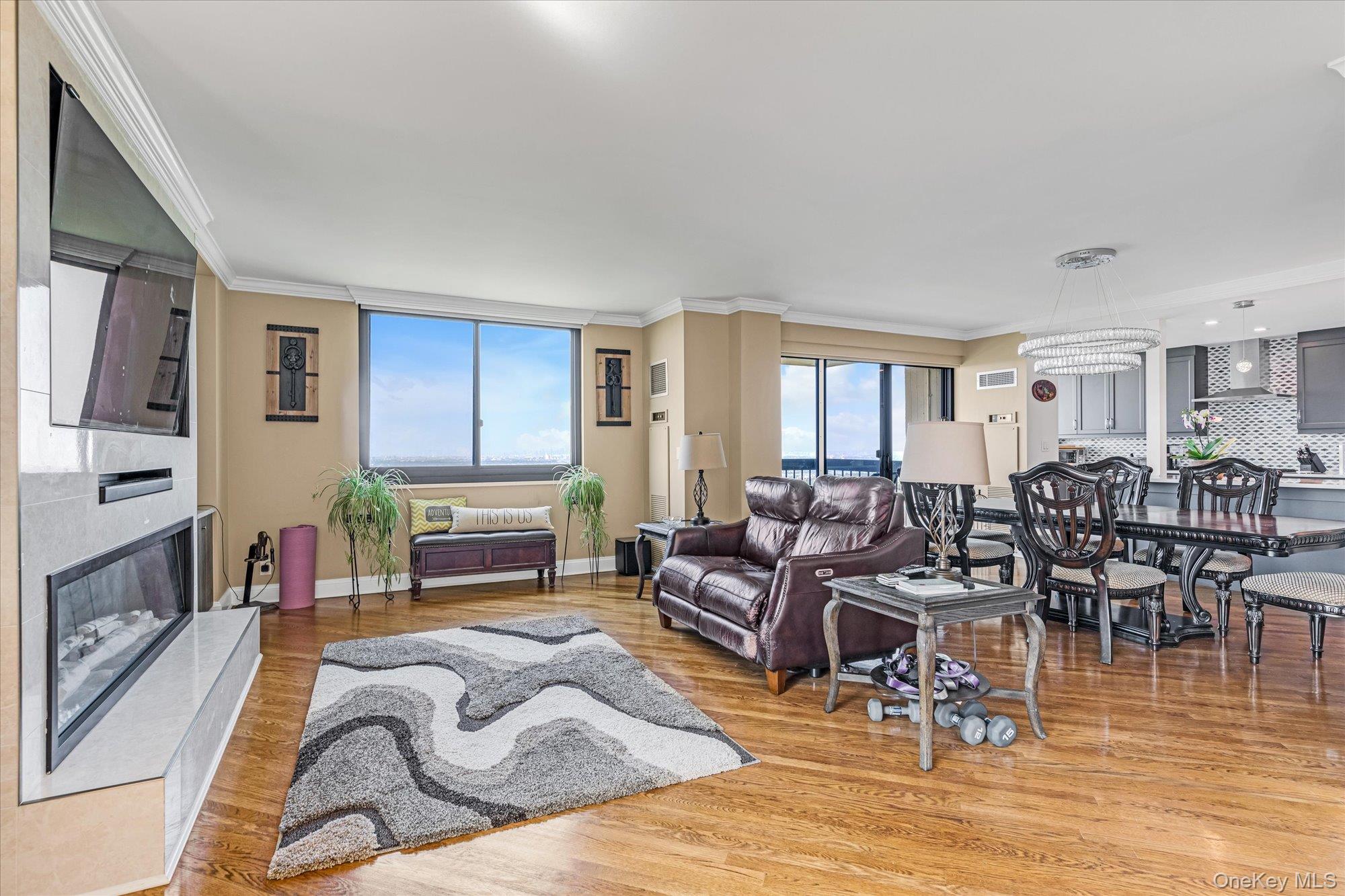 269-10 Grand Central Parkway 30W