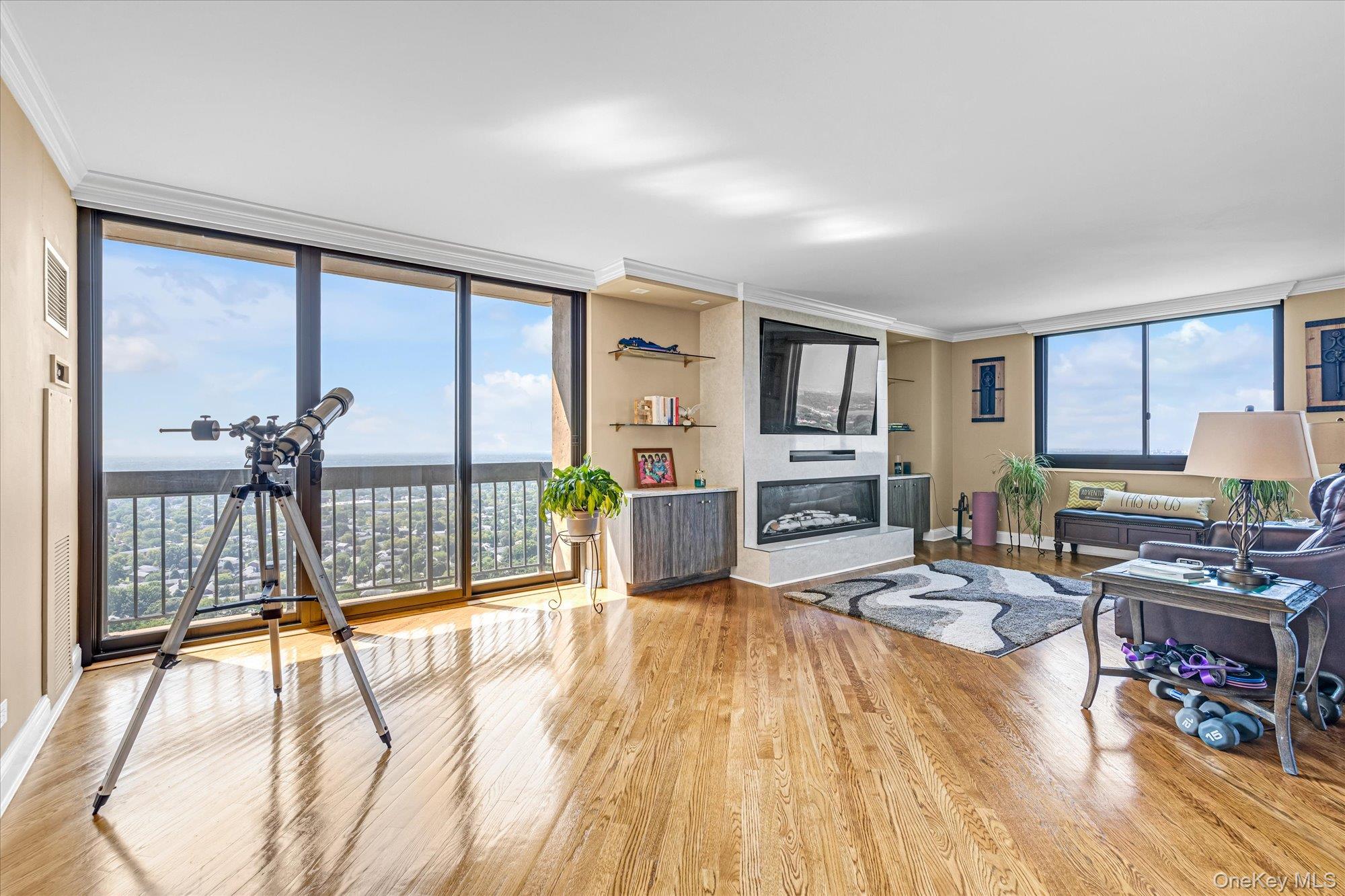 269-10 Grand Central Parkway 30W