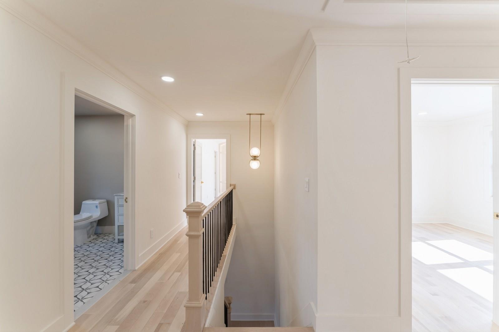 45 Belvedere Drive, Syosset, New York image 15